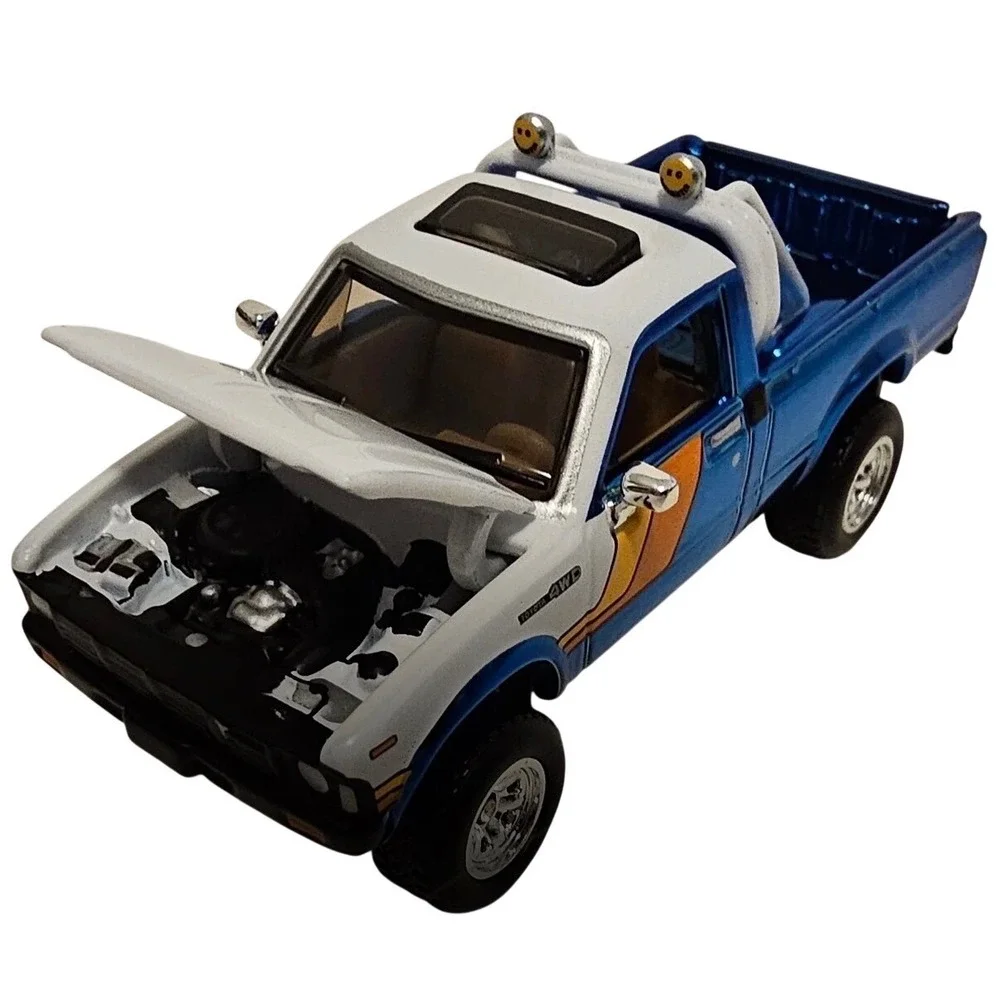 Hot Wheels‎ RLC 81 Toyota SR5 4WD Blue White Excellent Spectraflame Truck 1:64
